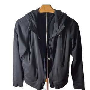 UnderArmour Lightweight, Zippered. No Tags, Fits like a Small